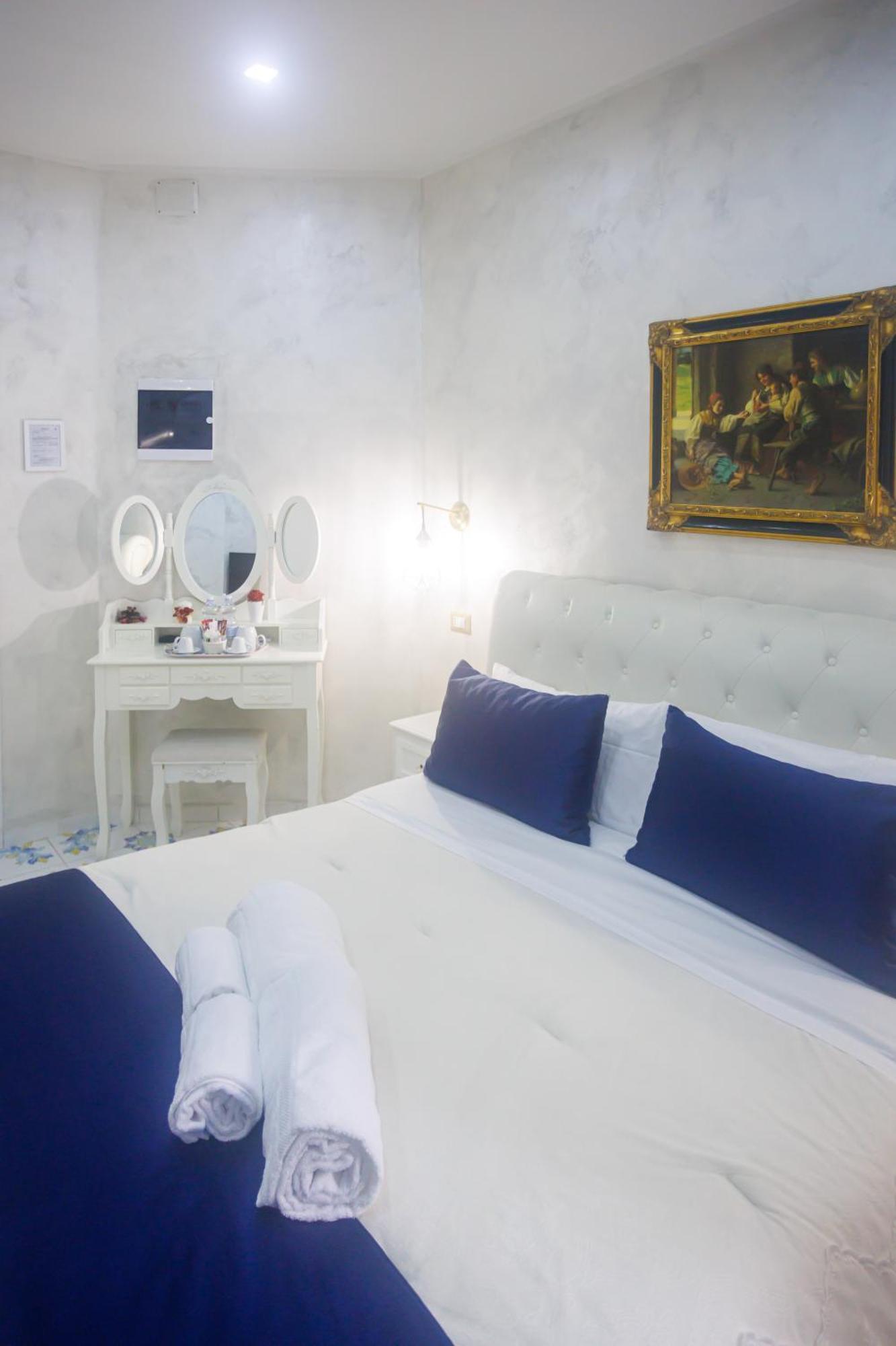 Alma Adry 2* Naples